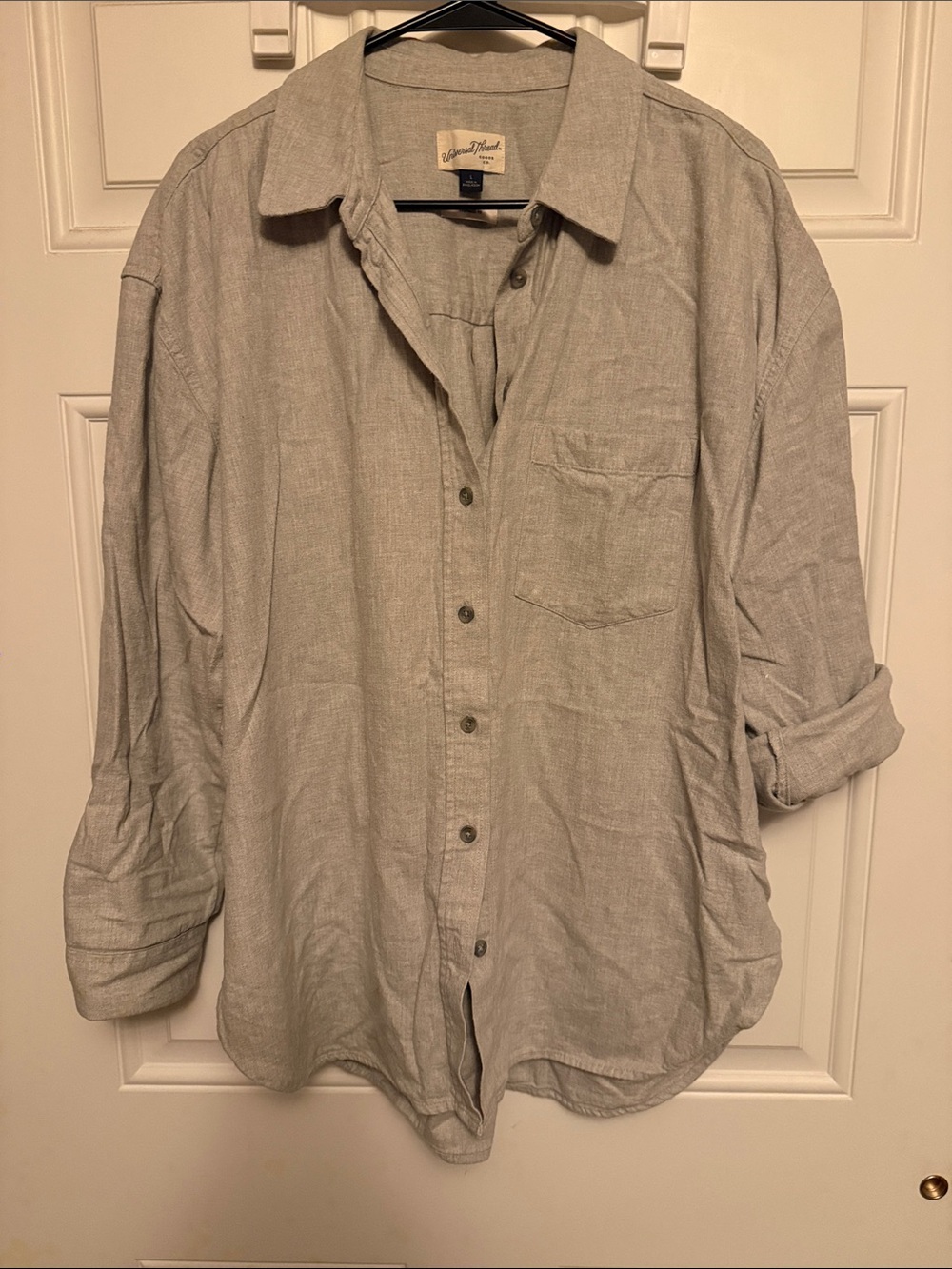 Universal Thread Light Gray Women's Button-Down Shirt Oversized Fit